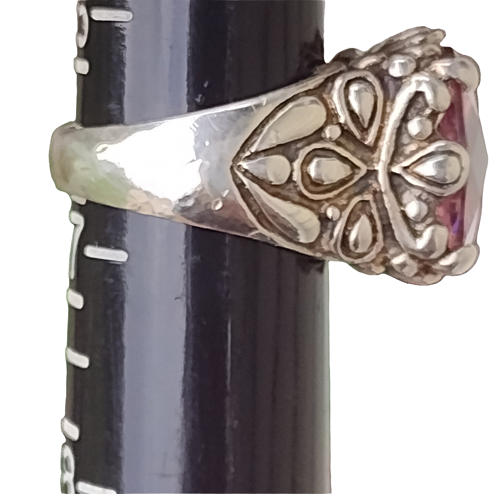 Sterling silver ring ornate with pink stone size 6.5