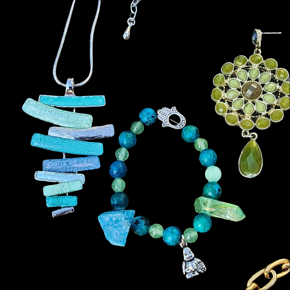 Six piece lot of costume fashion jewelry earrings pierced ears necklace bracelet