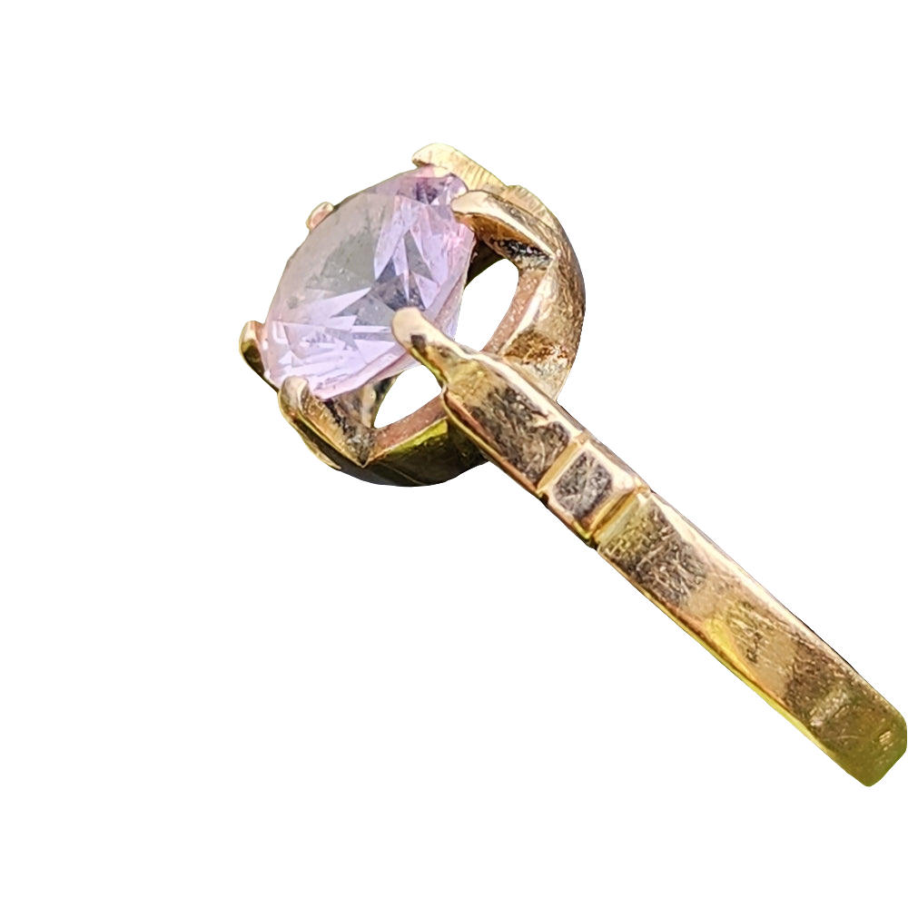 Antique 14k karat yellow gold ring with pink stone size 5.75