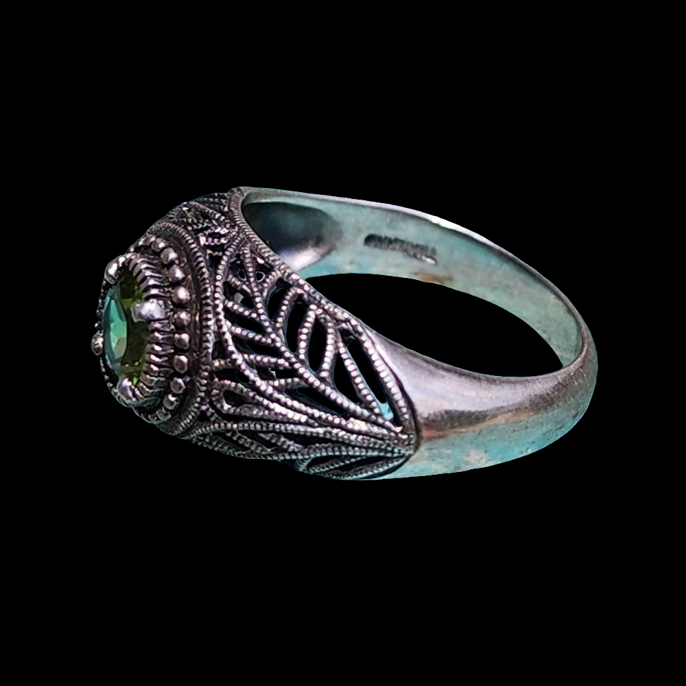 Sterling silver filigree ring with Peridot type Stone size 7.75