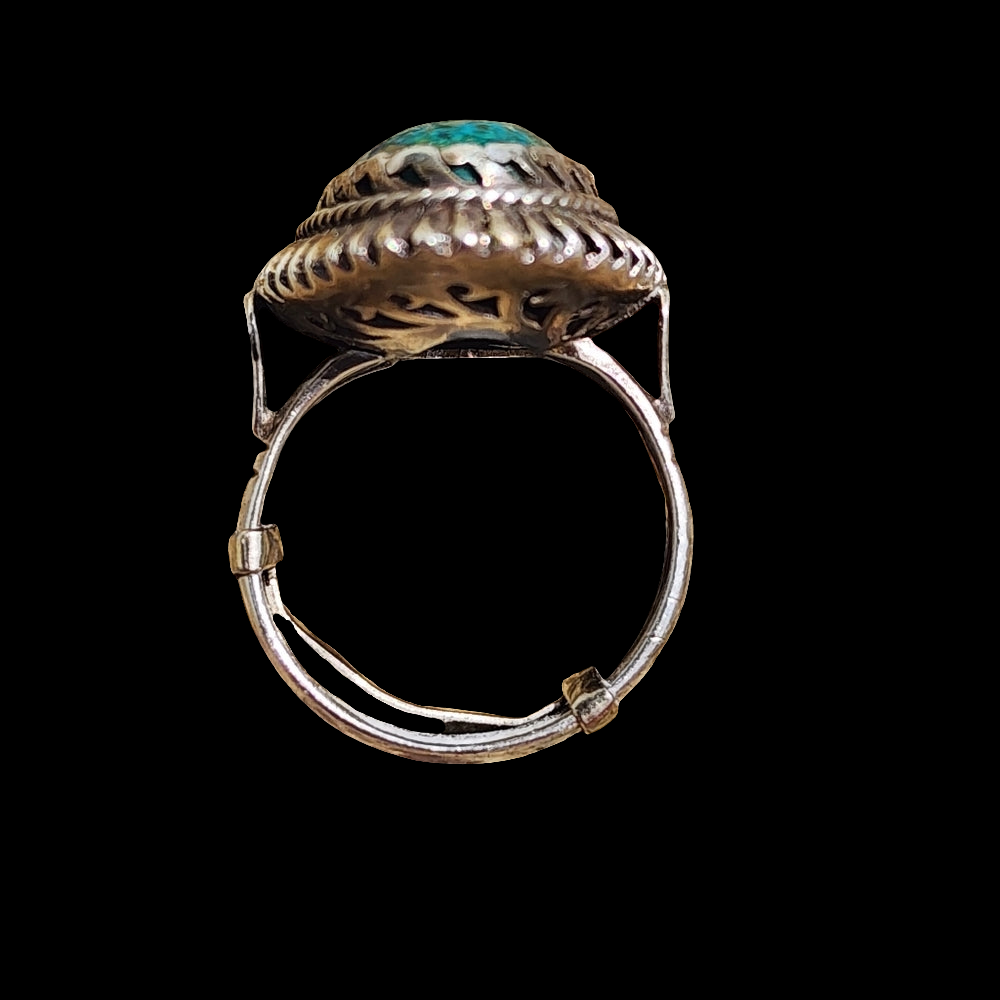Vintage sterling silver Native American turquoise ring size 7 Robin egg blue