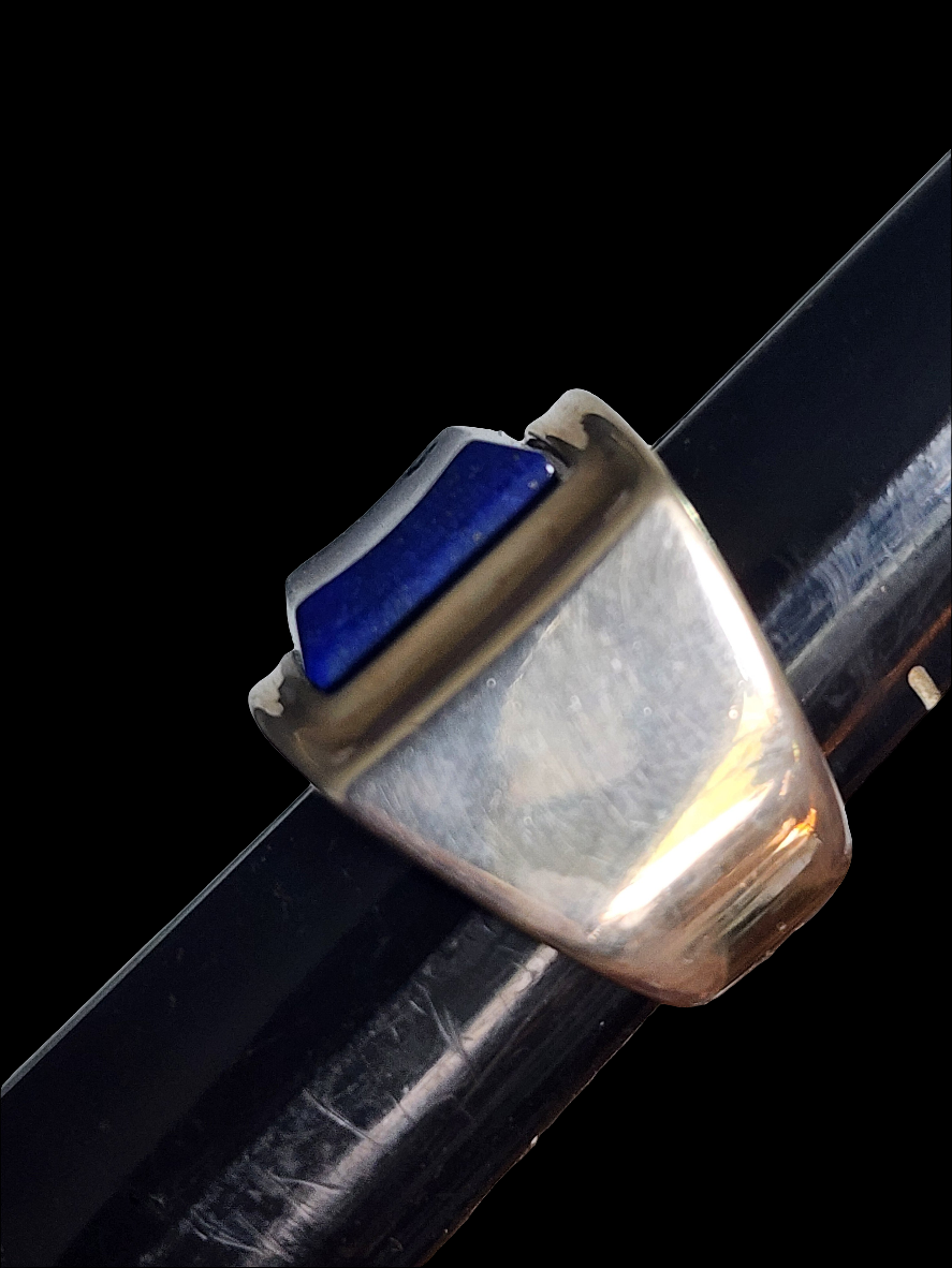 Vintage Sterling silver blue lapis Lazuli ring size 5.5