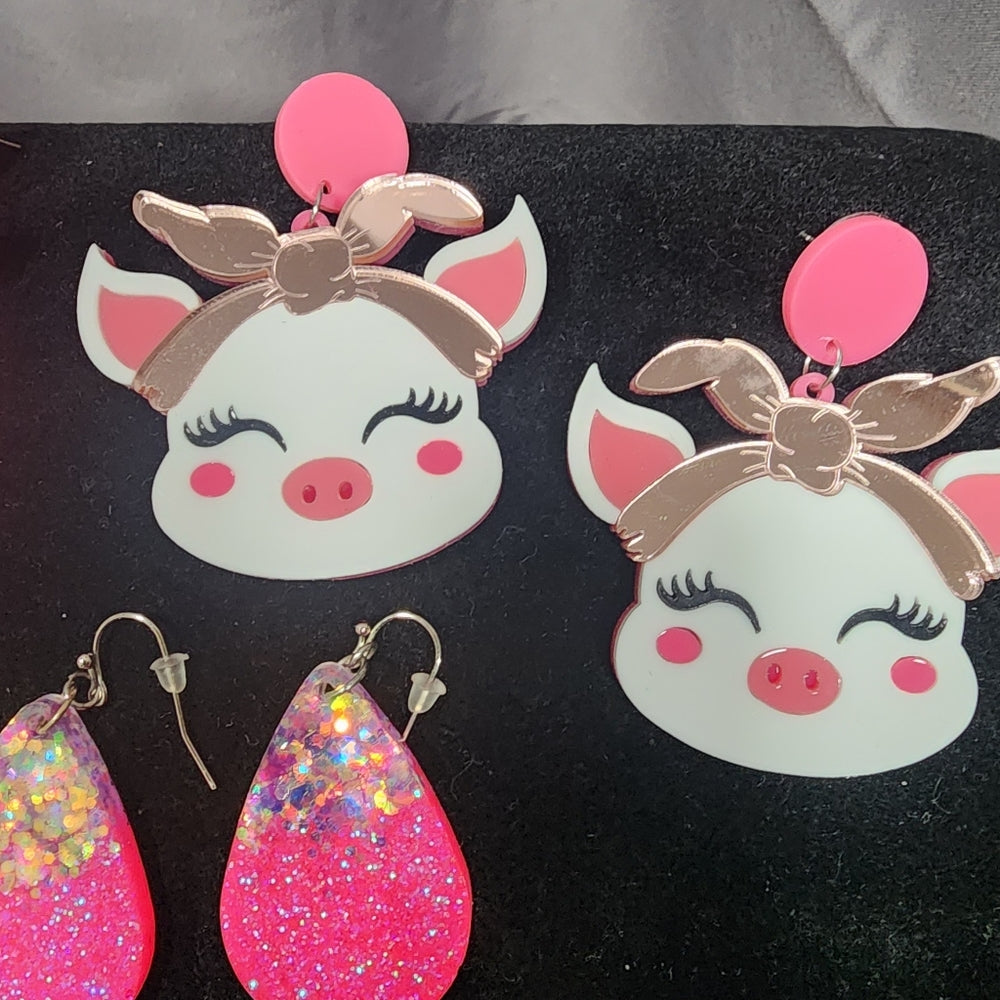 Fun summer jewelry lot of 3 earrings, pink tones, watermelon pigs.Sparkly chunky