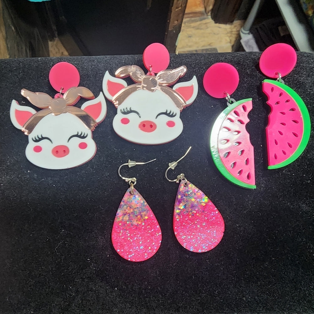 Fun summer jewelry lot of 3 earrings, pink tones, watermelon pigs.Sparkly chunky