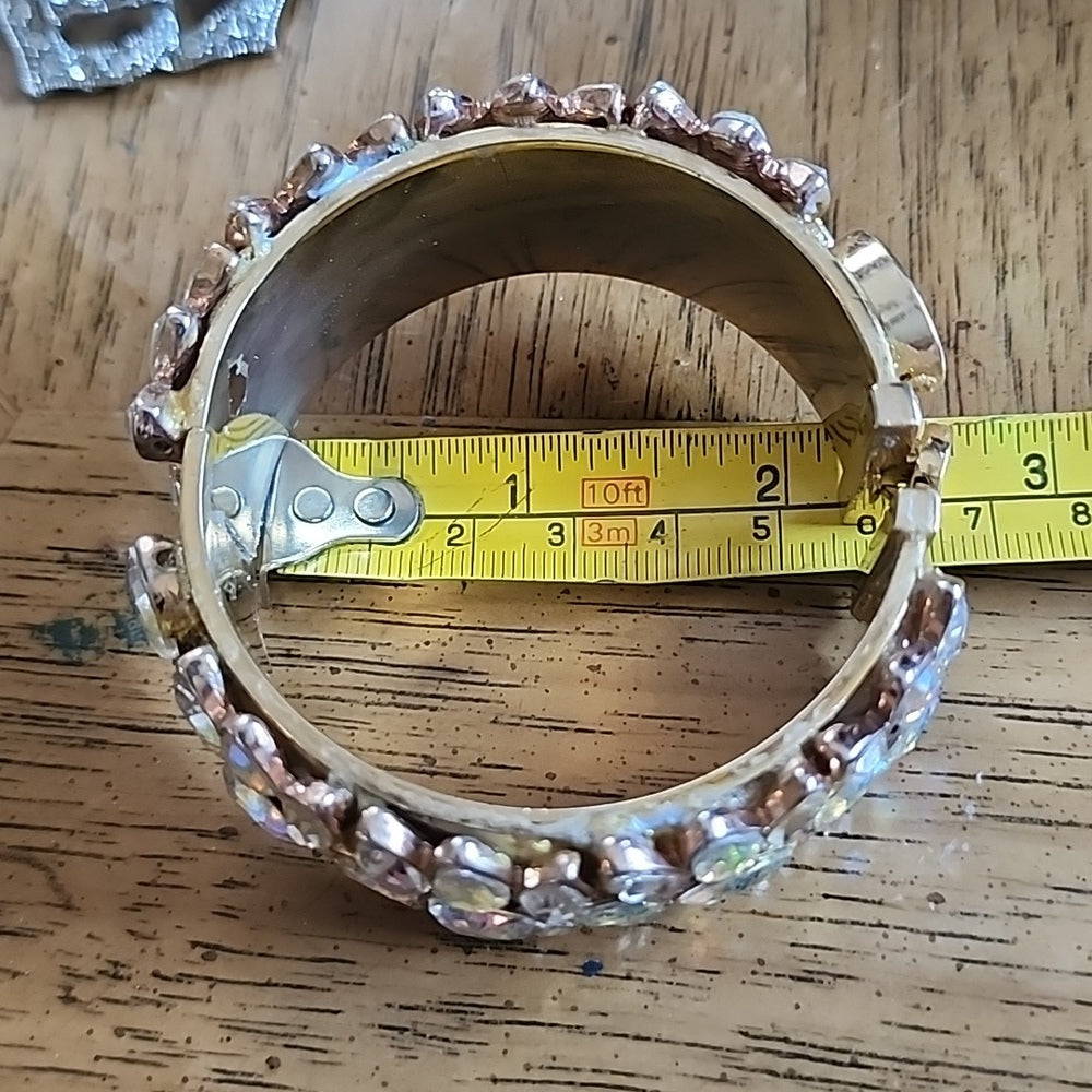Ann Taylor Aurora borealis rhinestone gold tone Chunky Bangle bracelet designer