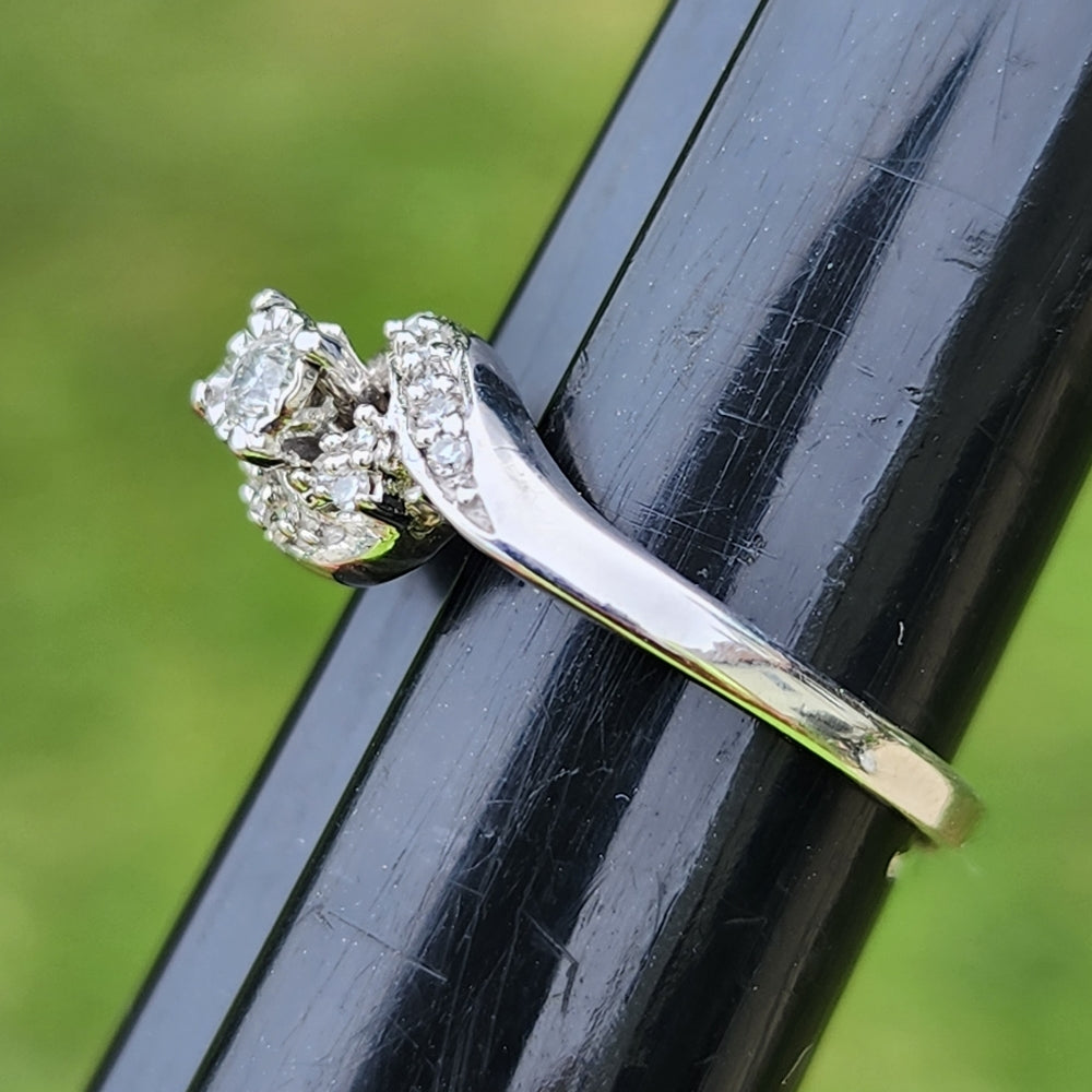 10K white gold diamond wedding engagement ring size 6.5