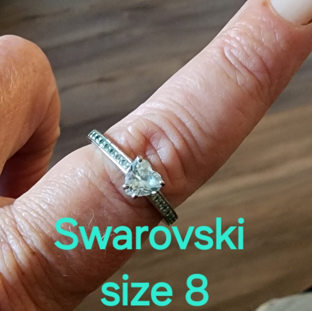 Swarovski Crystal heart shaped wedding engagement promise ring size 8 jewelry