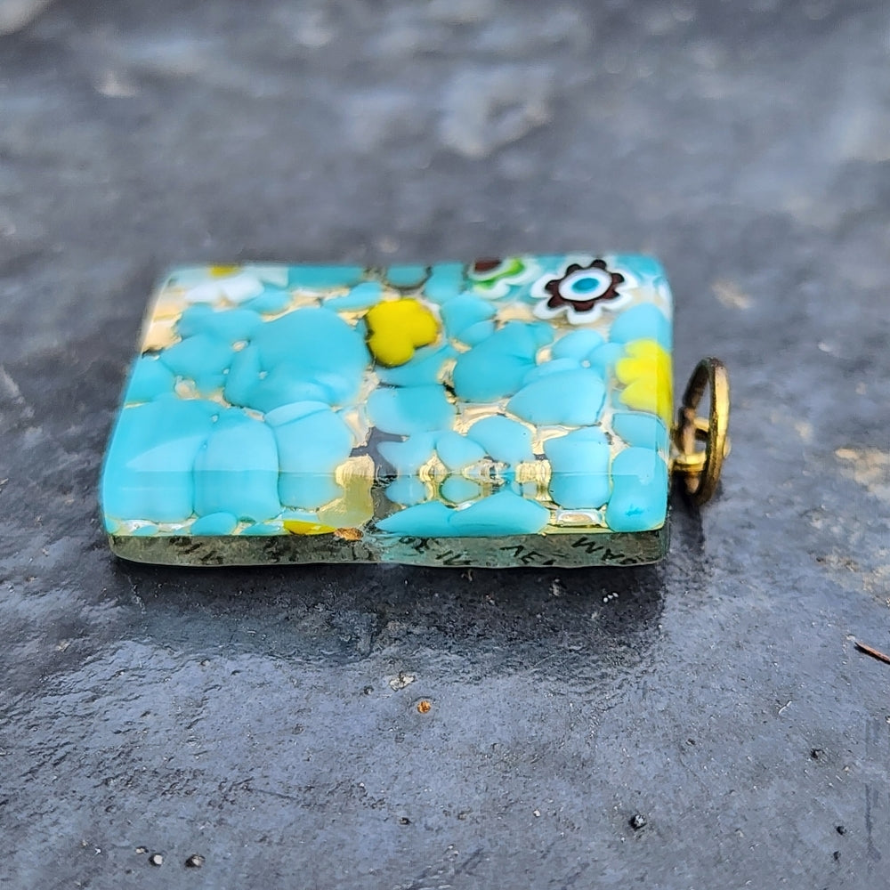 Signed Vetro Di Murano made in Italy Art glass pendant venetian fashion jewelry