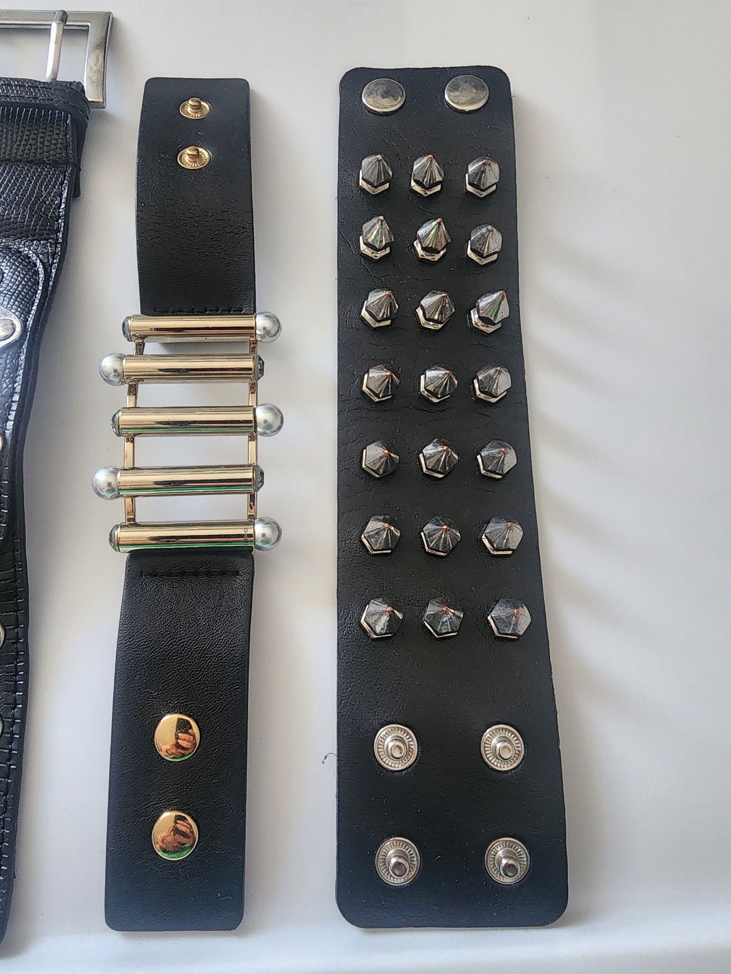 Lot of 4 black leather type snap bracelets unisex