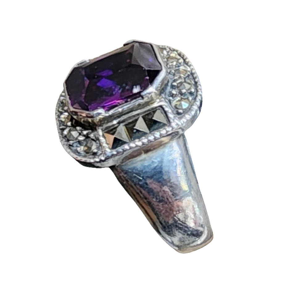 Sterling silver purple stone marcasite ring size 8.5 jewelry