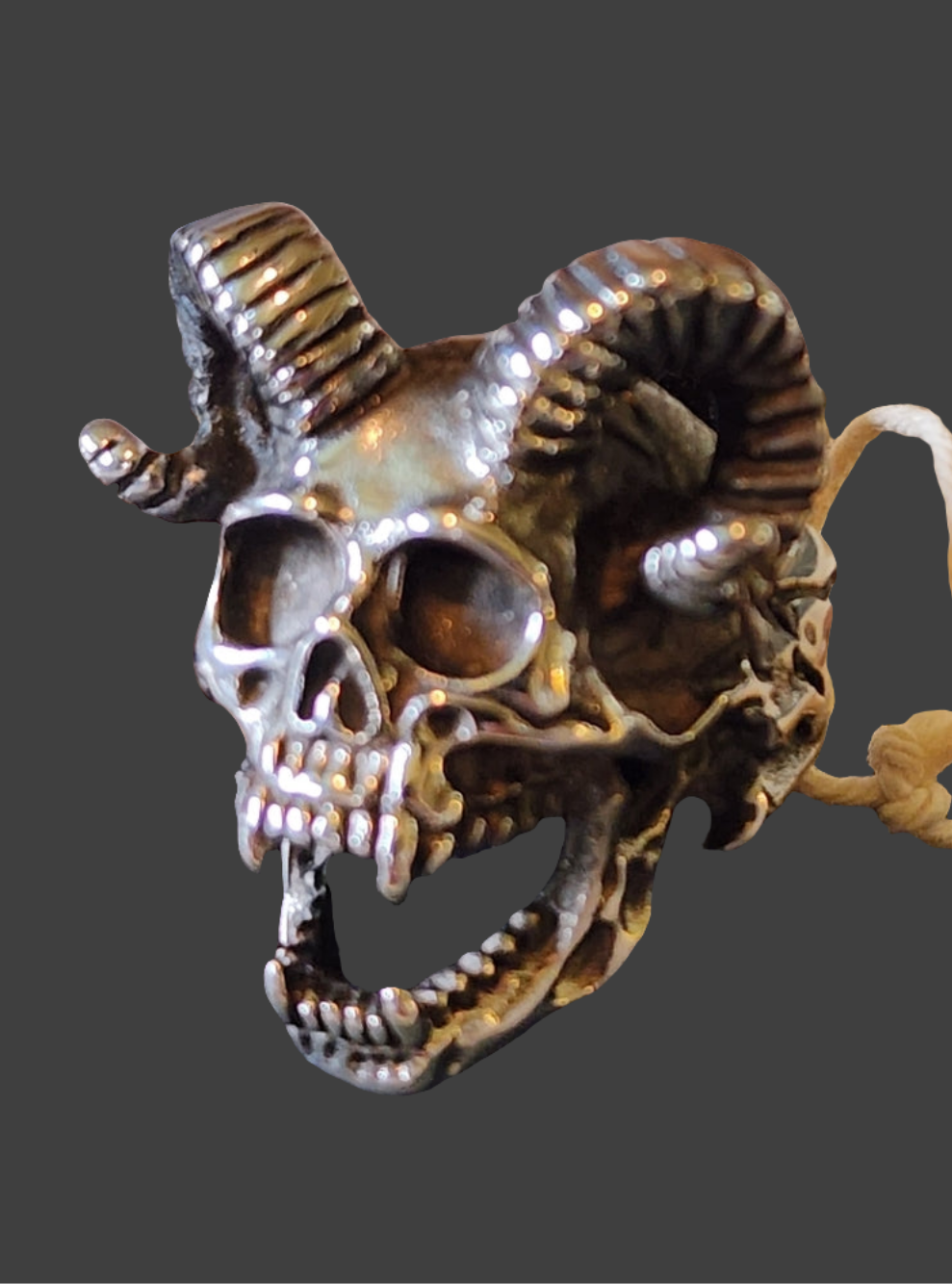 Stainless steel skull with horns ring size 6.5