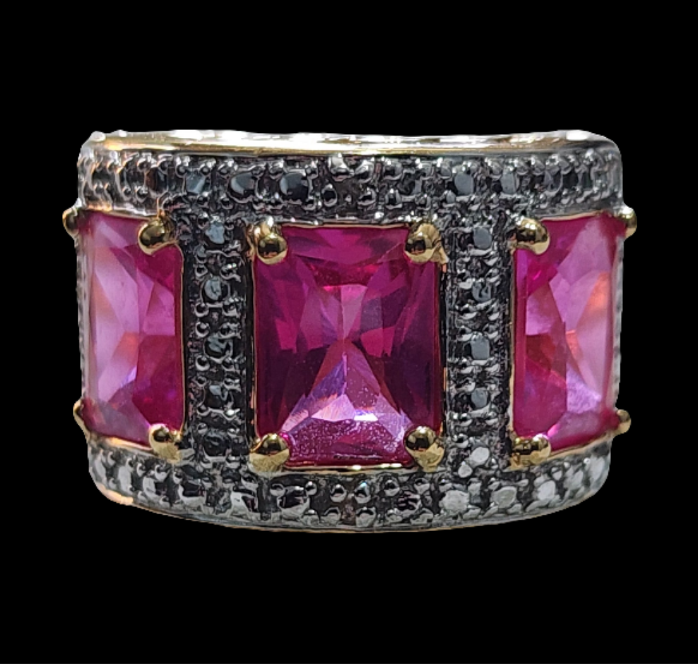 Ross Simons 14k gold vermeil over Sterling Silver 3 pink stones  ring size 6