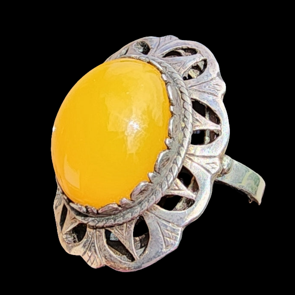 Sterling silver Native American Butterscotch, Amber ring size 7.5 hallmark