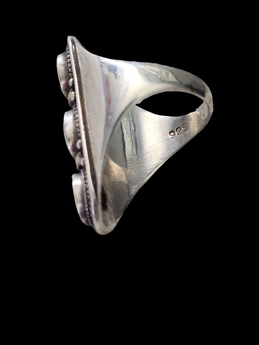 Sterling silver peridot ring size 8