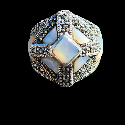 Sterling silver Ross Simons Ring sz 6 marcasite and MOP Fine Jewelry