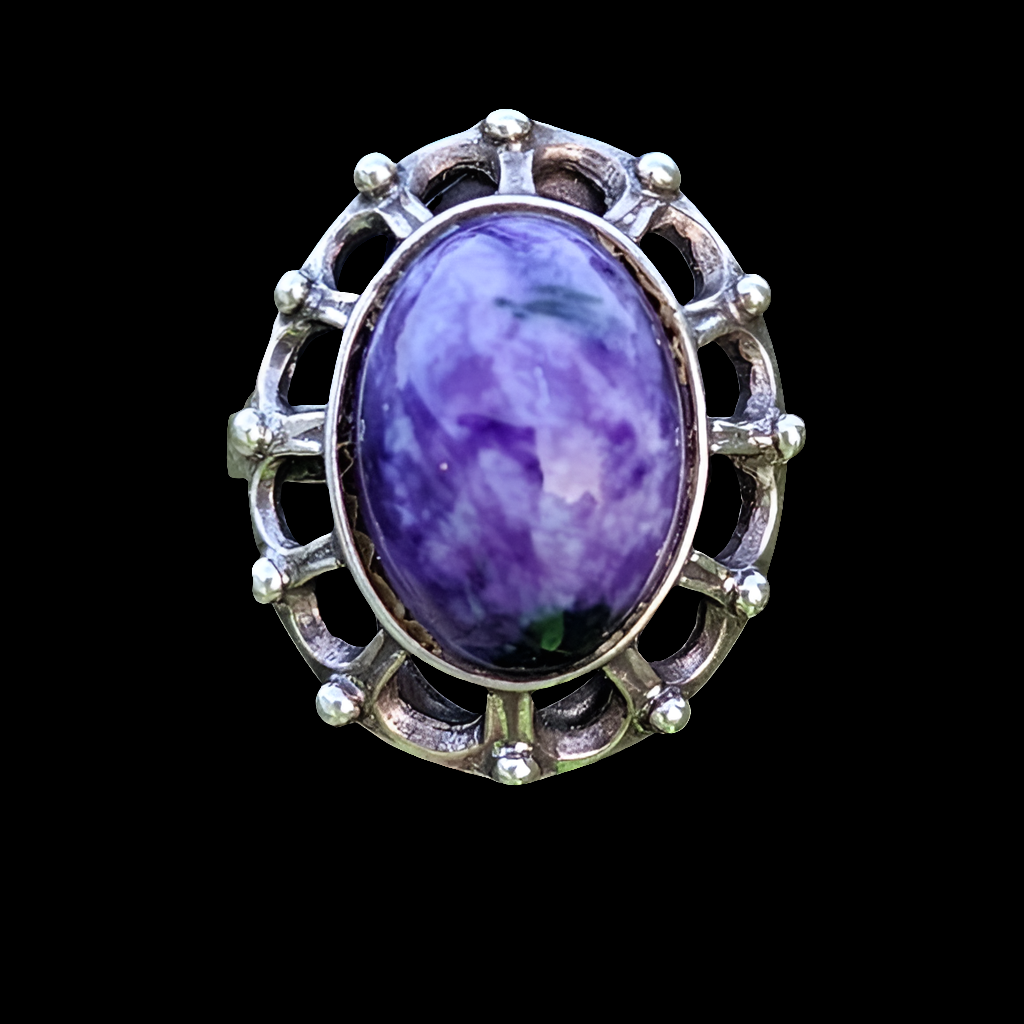 Sterling silver ring with nice Mojave purple type Stone size 6