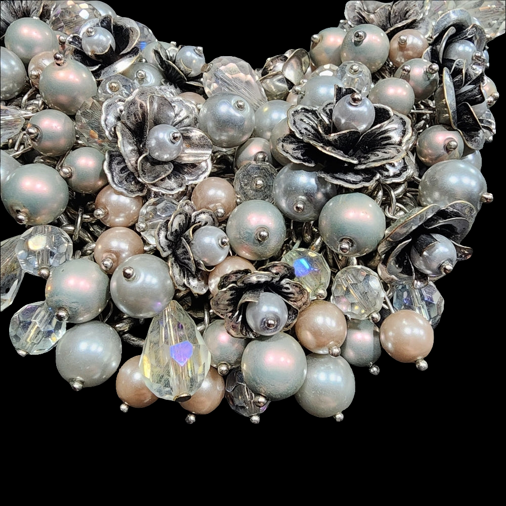 Costume fashion statement jewelry bib necklace pearl flowers Floral chunky