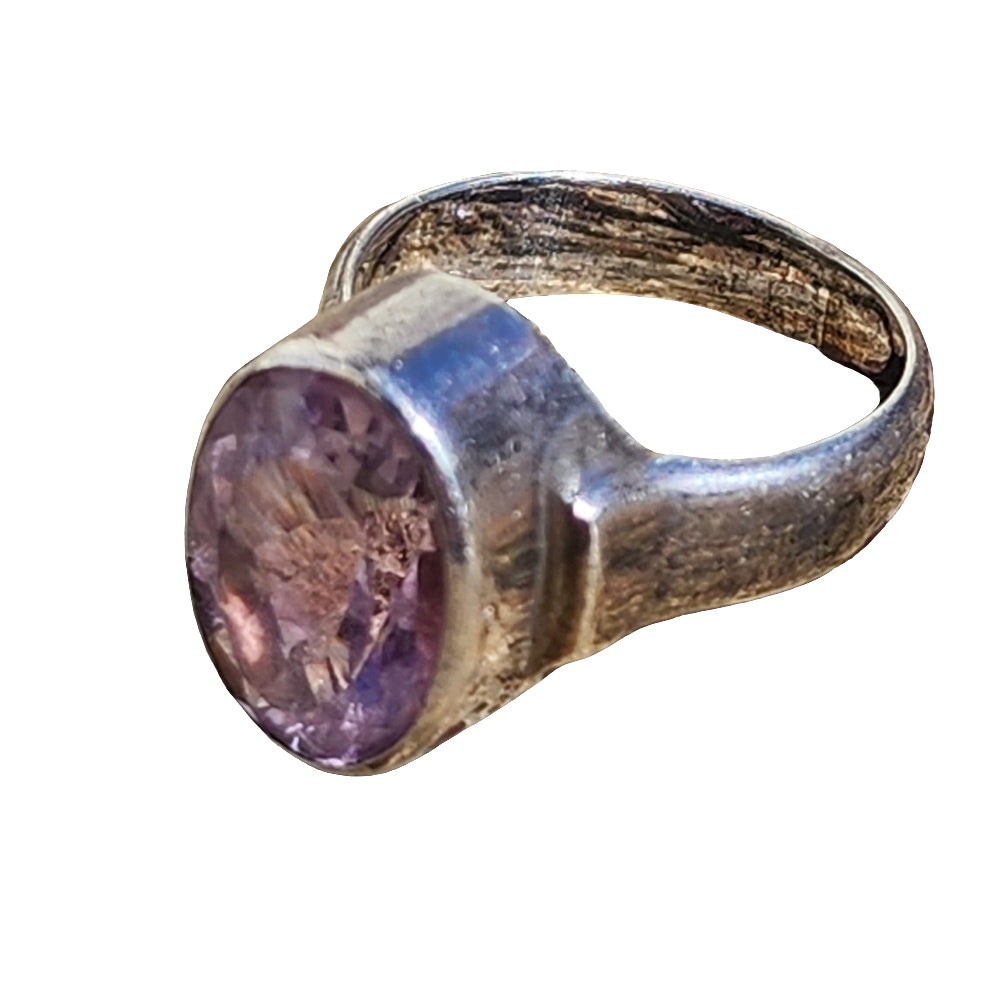 Vintage sterling silver ring with purple stone size 6.5