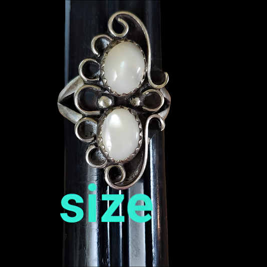Vintage sterling silver Native American butterfly ring mother of pearl S…