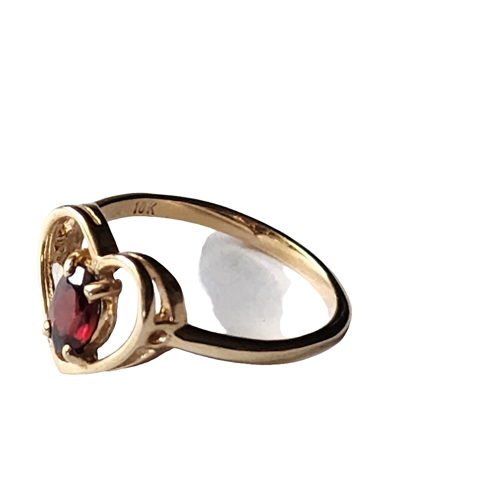 10K yellow gold petite heart with red Garnet ring size 6.5 fine jewelry wedding