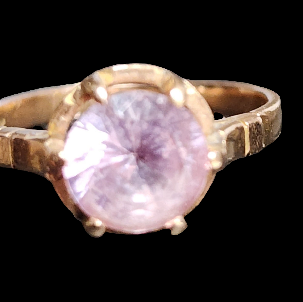Antique 14k karat yellow gold ring with pink stone size 5.75