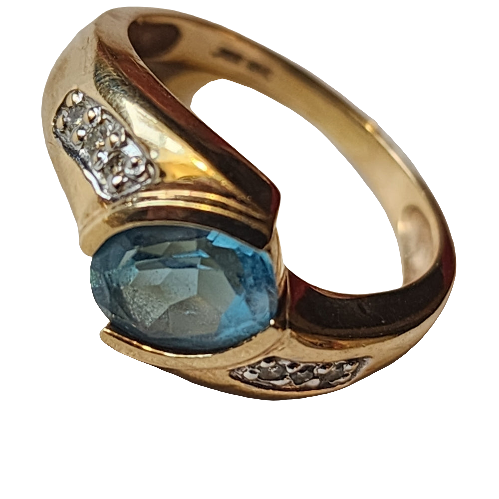 10k  yellow gold blue topaz and diamond ring size 8 great investment
