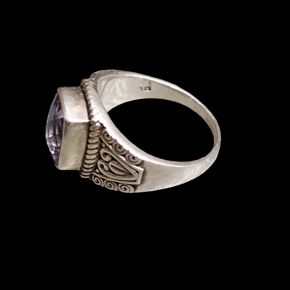 Sterling silver amethyst purple stone ring size 8 jewelry