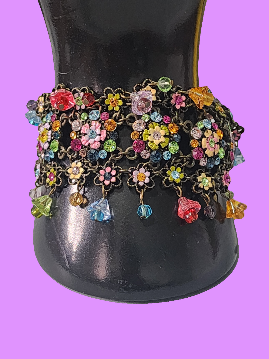 Beautiful floral rhinestone bracelet with dangles