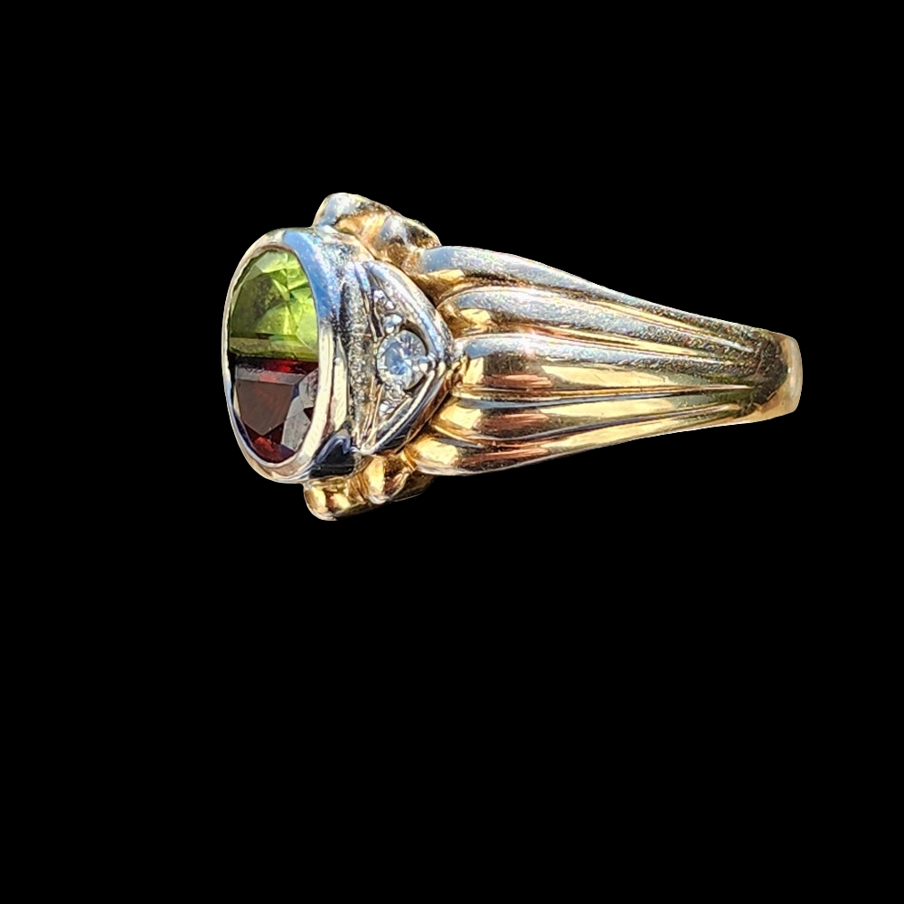 Jewerly 10k yellow gold ring Half moon cut Garnet & Peridot 2 diamonds size 6