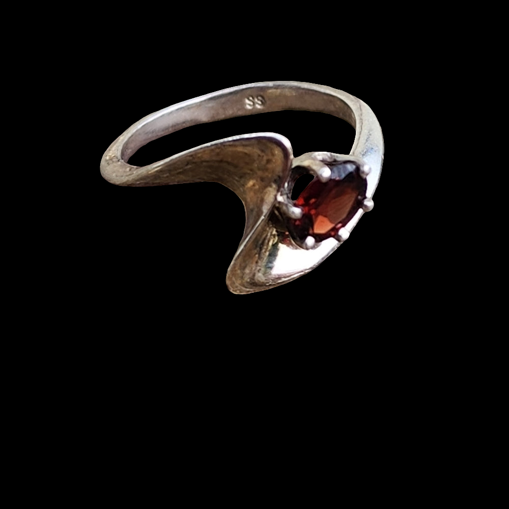 Sterling silver ring with red stone size 6.25