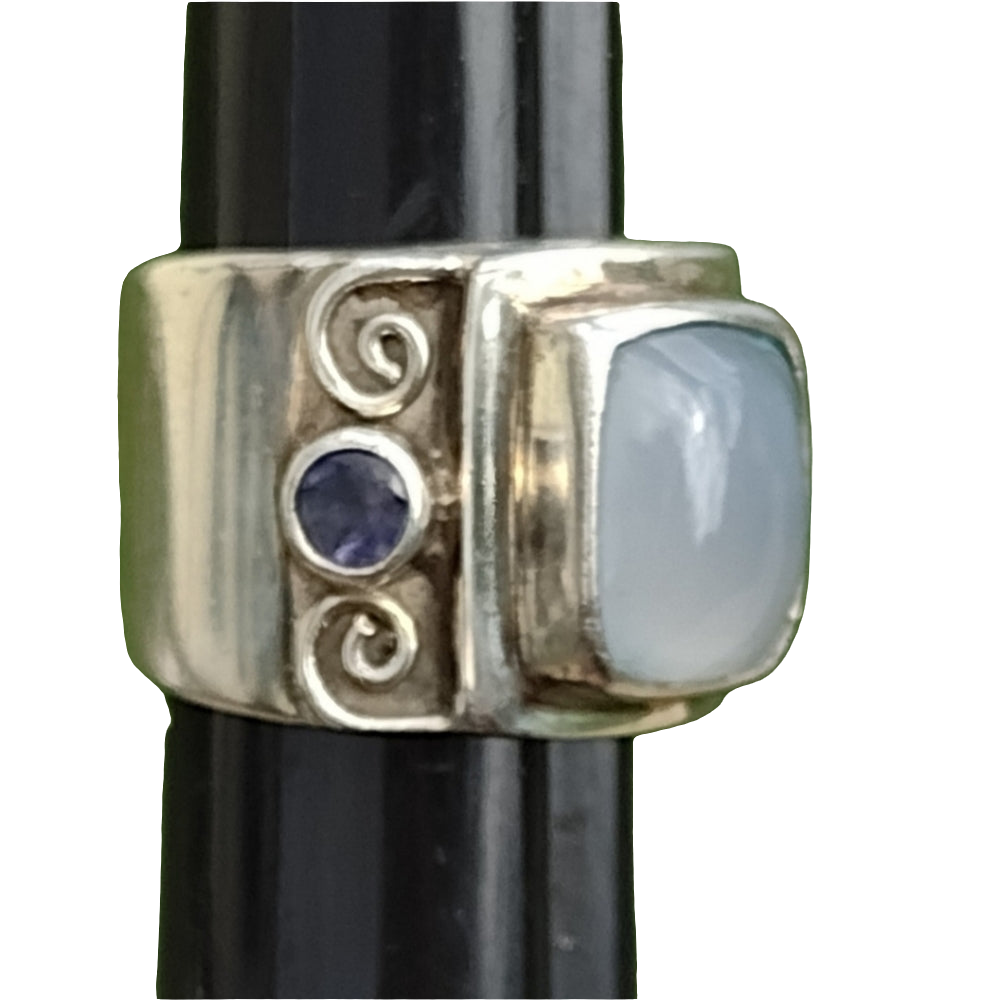 Sterling silver signed Sajen moonstone & amethyst ring size 5.5