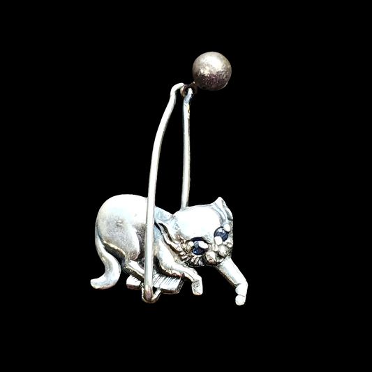 Vintage sterling silver kitty cat pendant charm w blue diamond eyes modernist