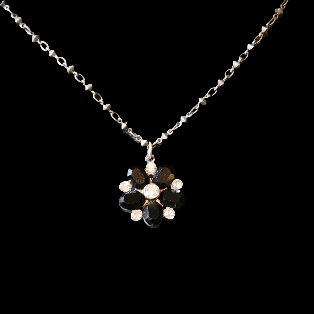 Liz Paiacios designer rhinestone chocker necklace fashion costume jewelry black