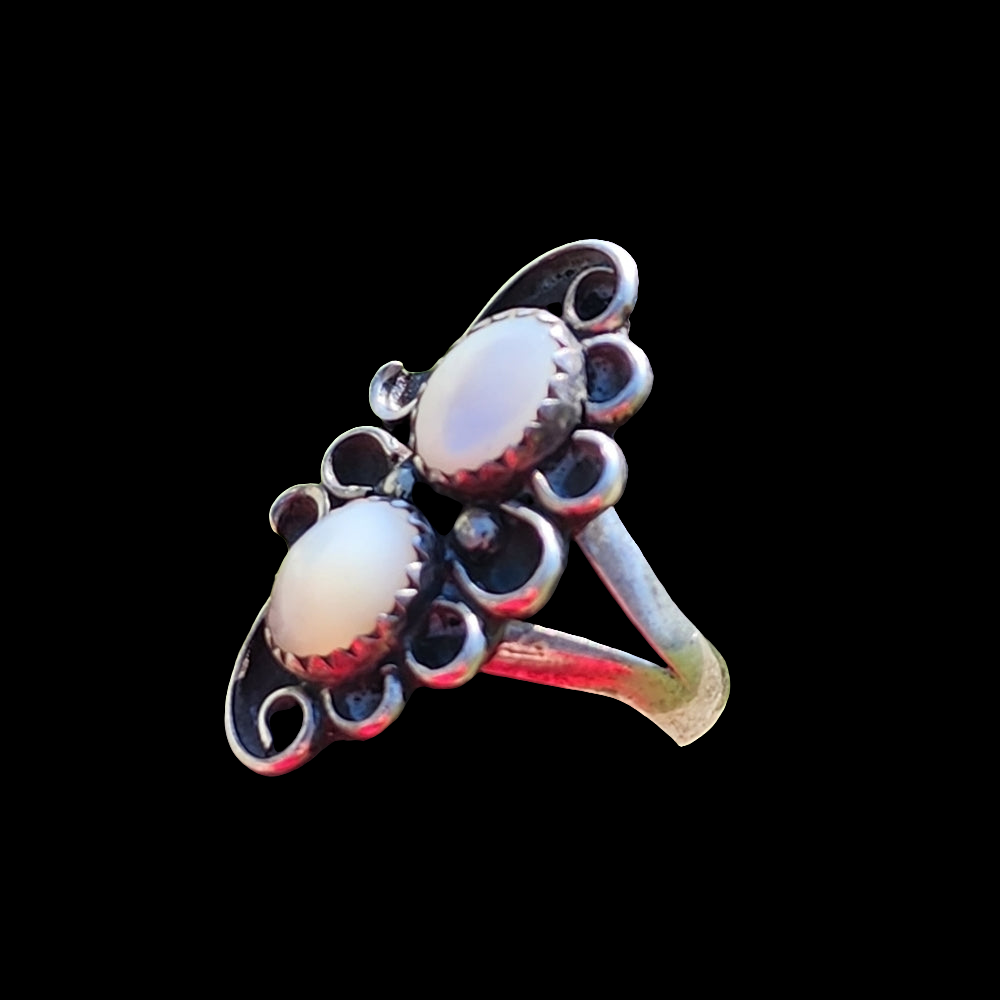 Vintage sterling silver Native American butterfly ring mother of pearl S…