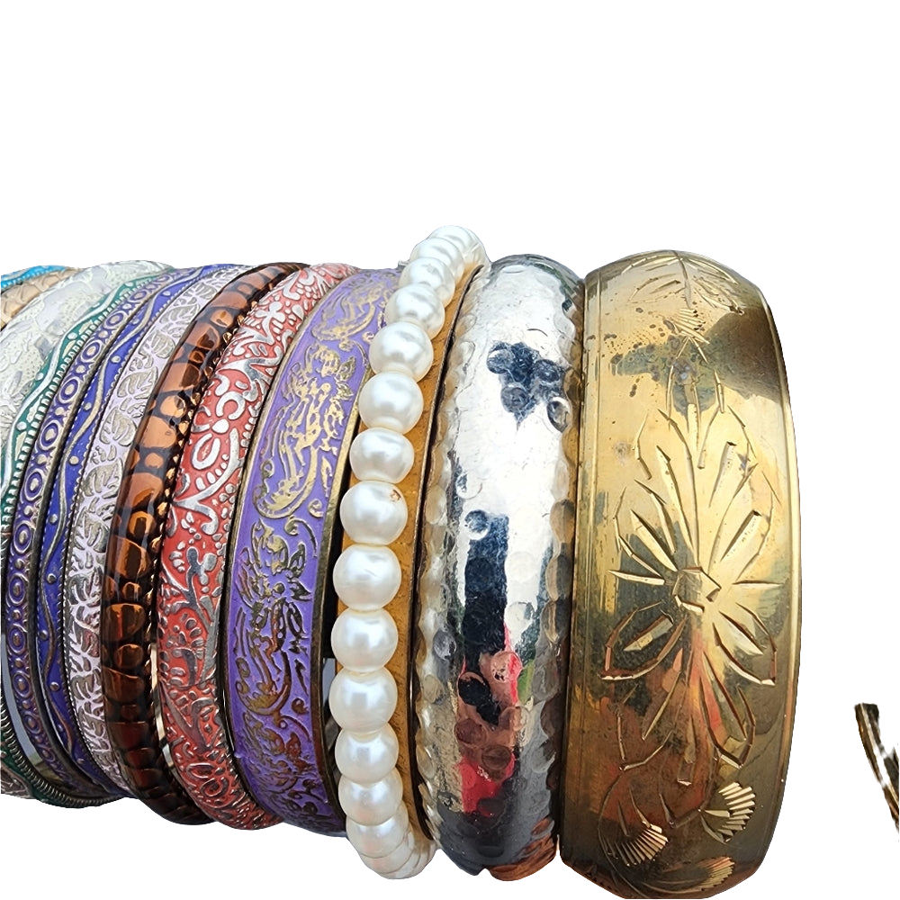 Lot of 40 bangle bracelets jewelry resale wear silver and gold tone