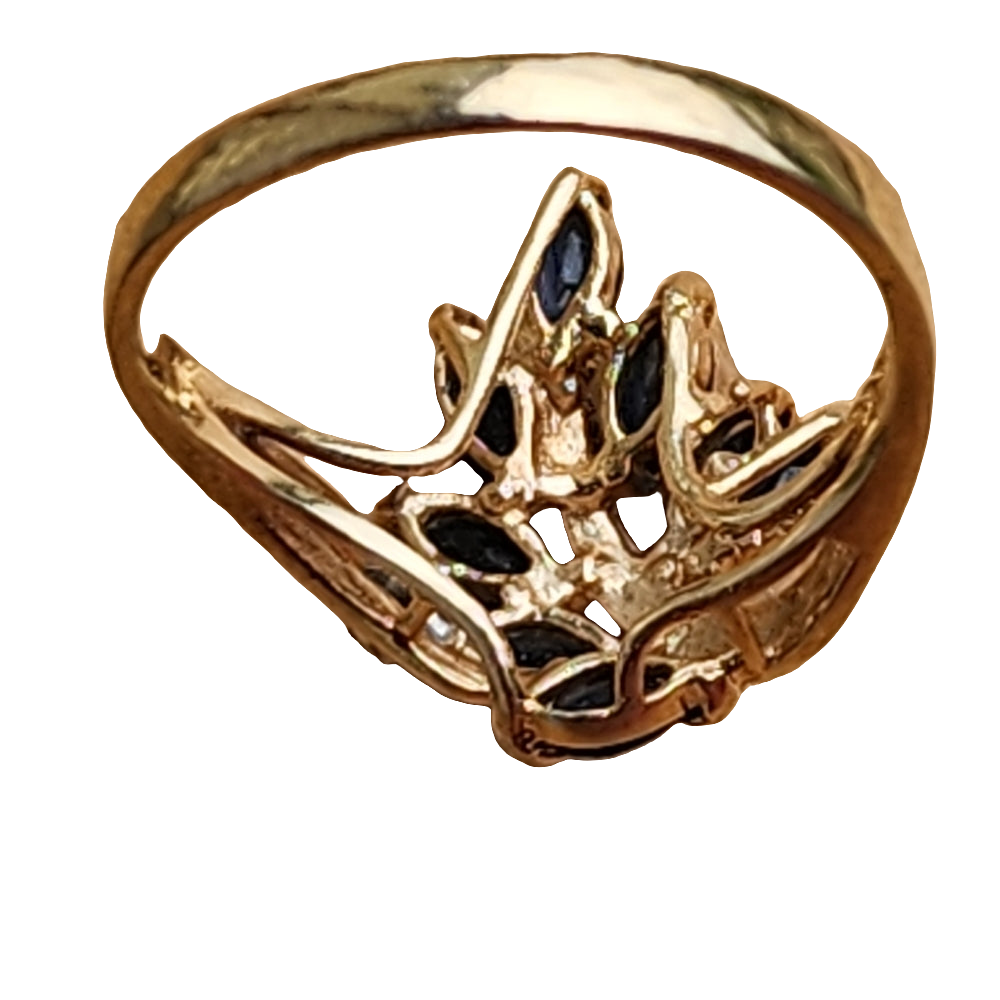 14k yellow gold Diamond sapphire ring size 6 great investment
