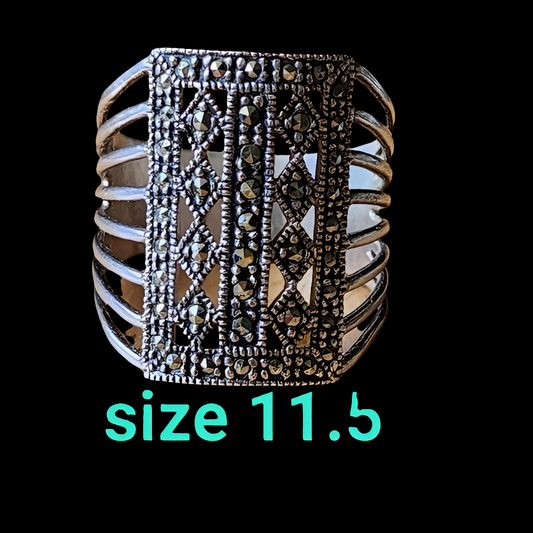 Sterling silver large marcasite ring size 11.5 unisex