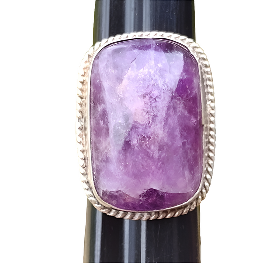 Southwestern sterling silver ring with purple stone size 5.75 fine jewelry