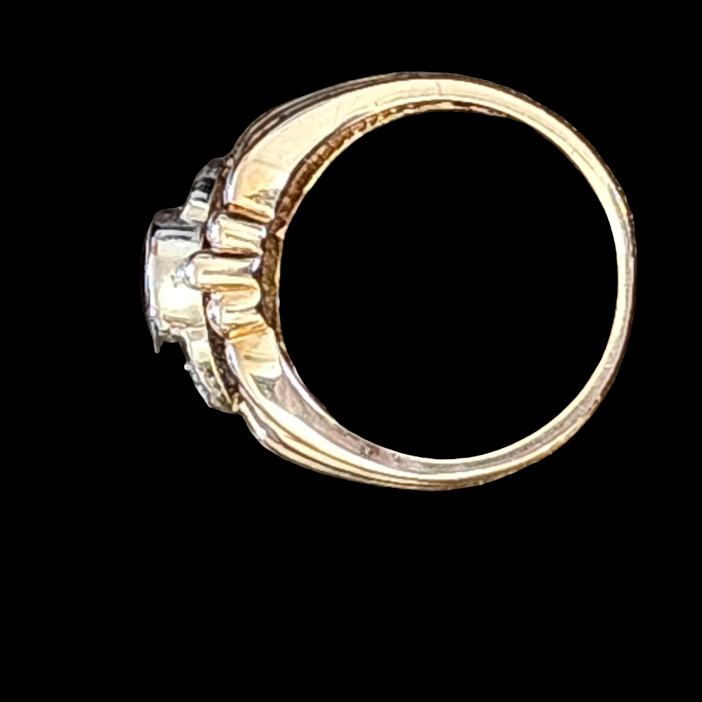 Jewerly 10k yellow gold ring Half moon cut Garnet & Peridot 2 diamonds size 6