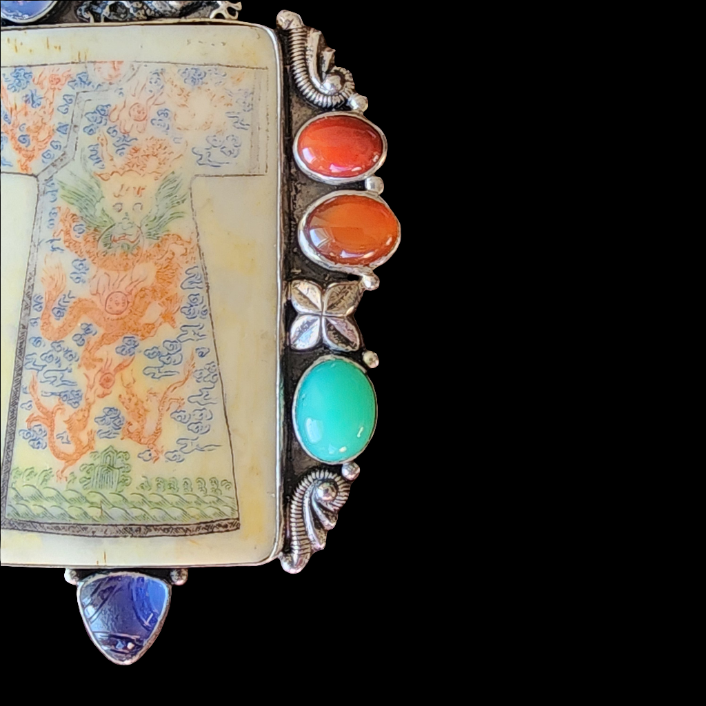 Designer AKR sterling silver brooch / pendant dragon shirt with gem stones