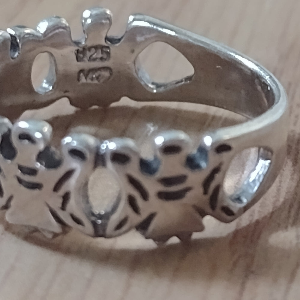 Sterling silver ring with angels size 7