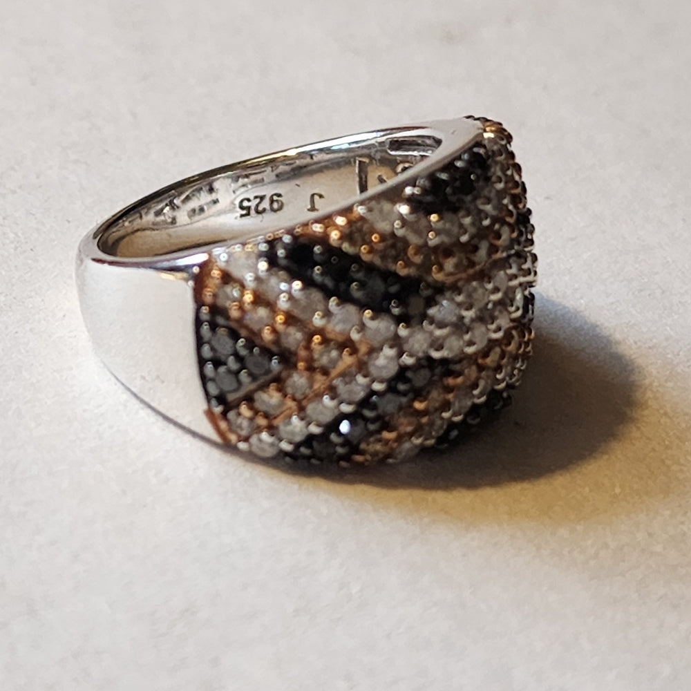 Sterling silver ring with champagne Cognac and white diamond 1.50ct size 6