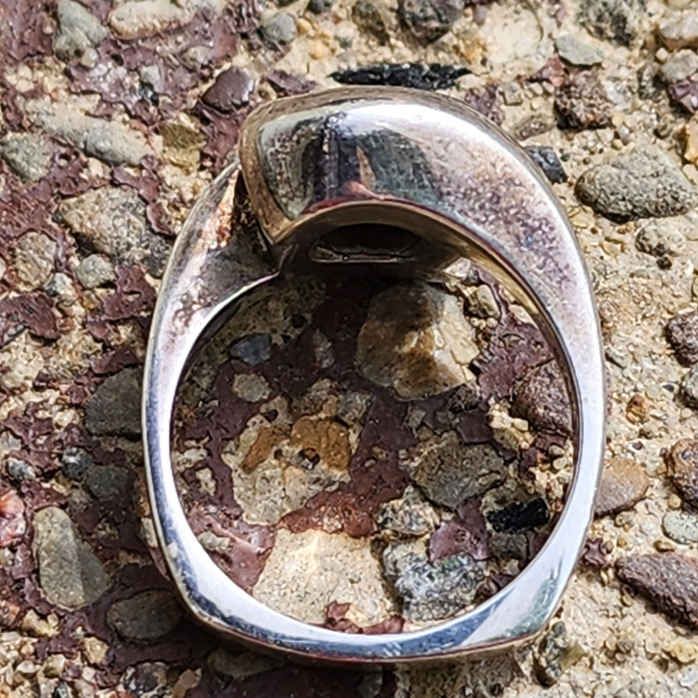 Sterling silver fossil ring size 6.75 Native American ?