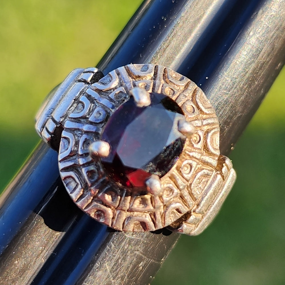 Sterling silver Garnet ring size 6.75