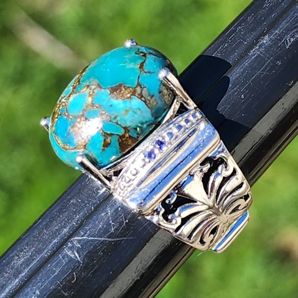 Karis STS beautiful Turquoise Ring with side Stones clear and purple size 7