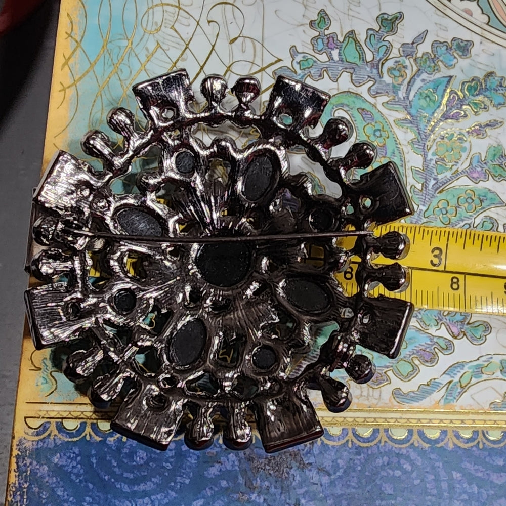 Costume fashion statement jewelry huge chunky rhinestone brooch