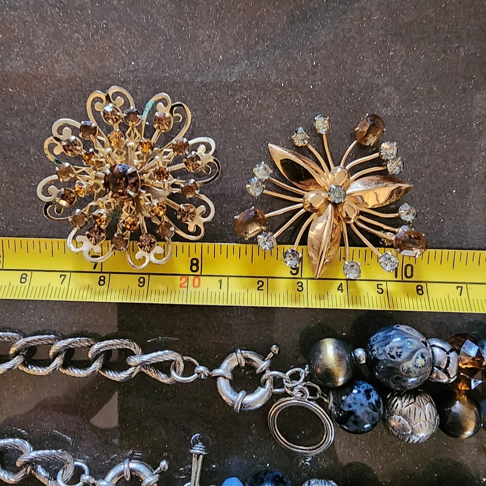 Fashion costume jewelry art glass Aurora, borealis beads brooches necklace lot