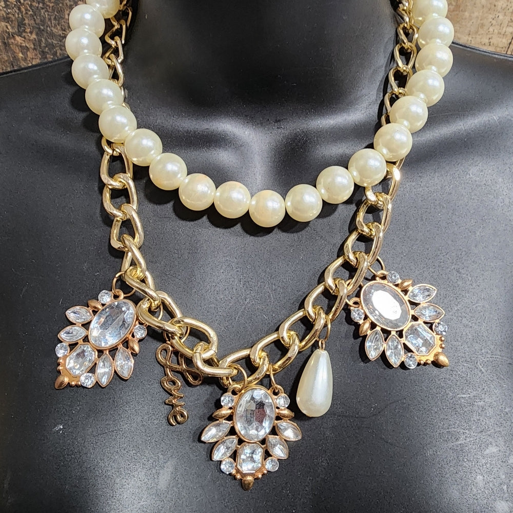 Lot of Fashion costume jewelry chunky necklaces vintage inspired