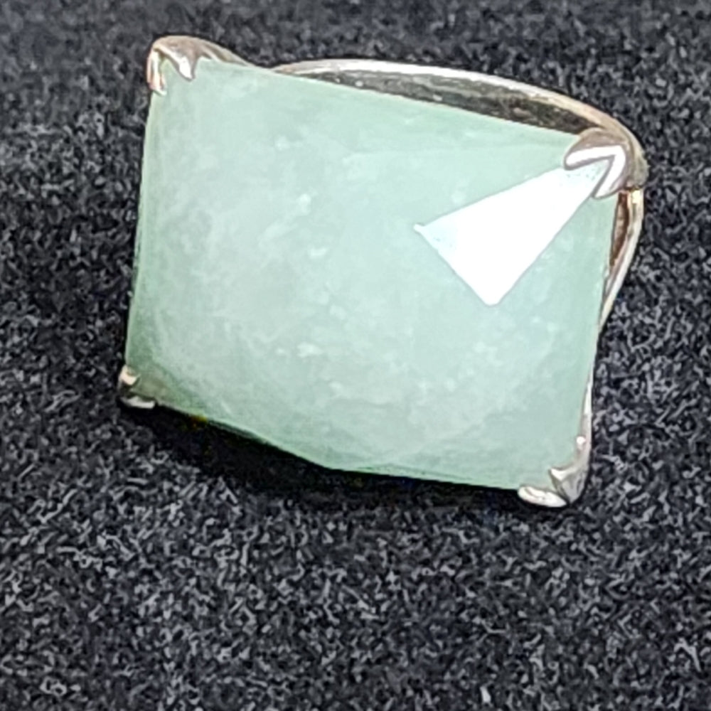 Statement sterling silver chunky ring light green stone Multifaceted size 9