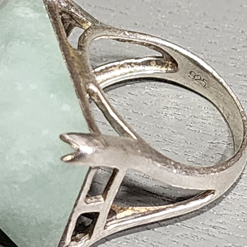 Statement sterling silver chunky ring light green stone Multifaceted size 9
